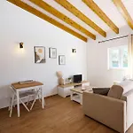 I - St. Johns Countryside Getaway Apartment