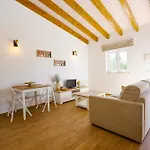 아파트 I - St. Johns Countryside Getaway *