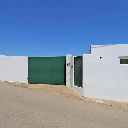 아파트 I - St. Johns Countryside Getaway *